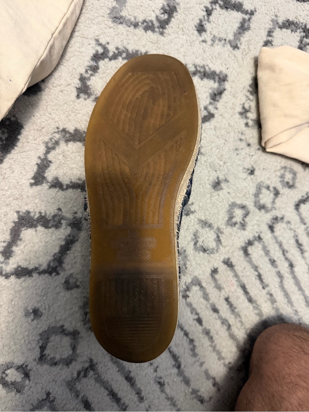 Lv logo  espadrille shoes - Picture 7 of 9